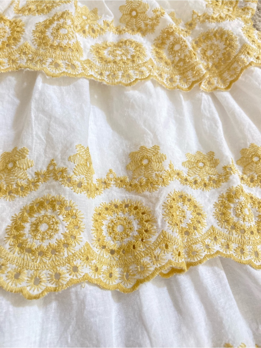 LIV Los Angeles White Yellow Embroidered Tiered 💯 %Cotton Top - Small - Picture 3 of 5